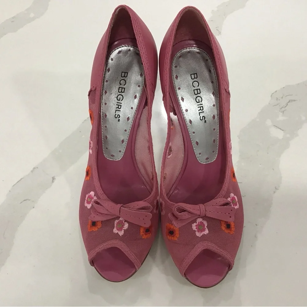BCBGirls Pink Flower Mesh Peeptoe sz. 6 - Picture 2 of 7